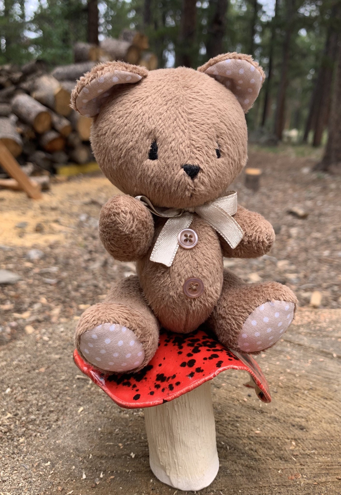 Teddy bear in light brown